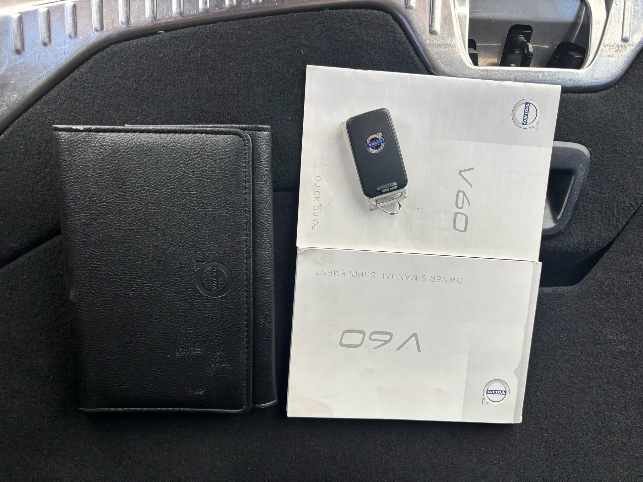 Used 2017 Volvo V60 T5 Premier w/ Convenience Package image 60