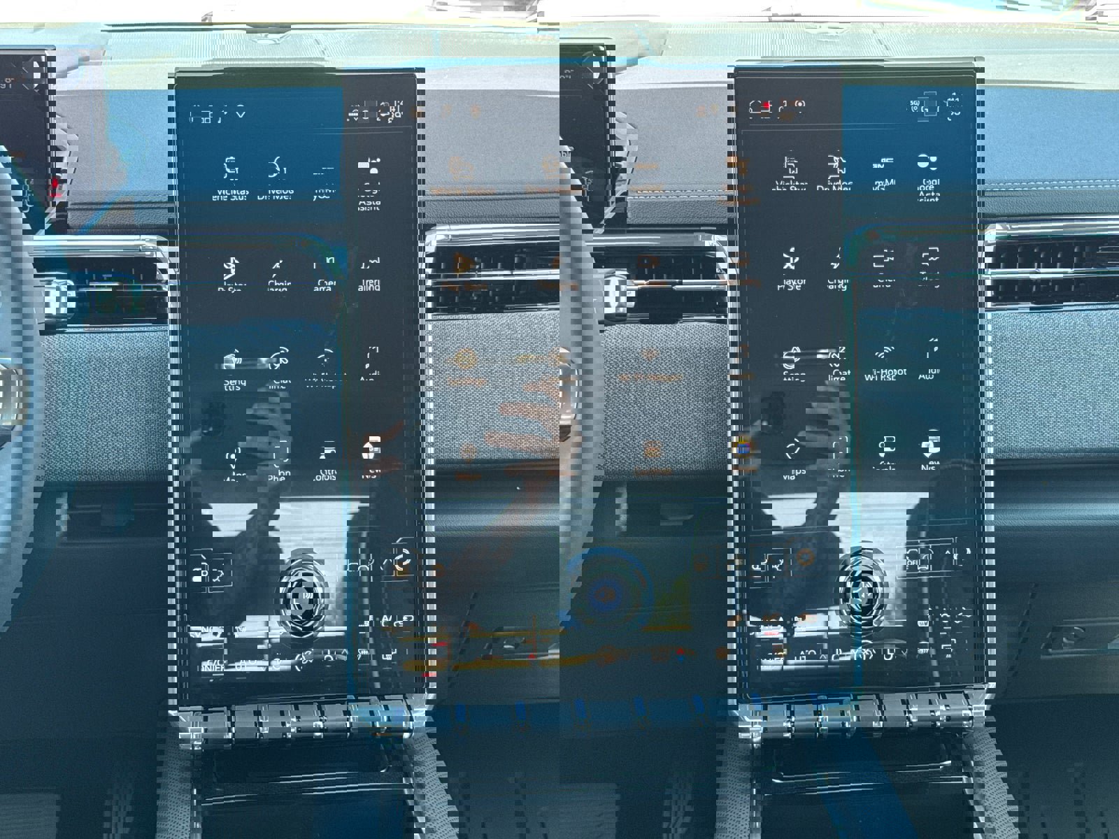 Used 2026 GMC Sierra EV Elevation image 23