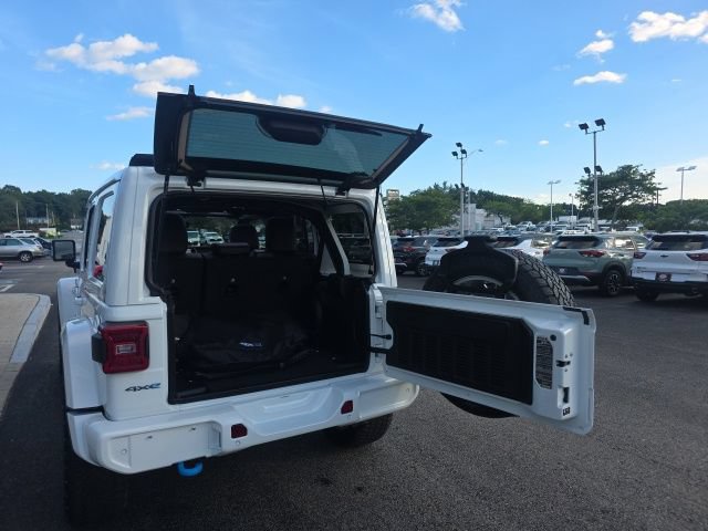 Used 2024 Jeep Wrangler High Altitude AWD/4WD image 35