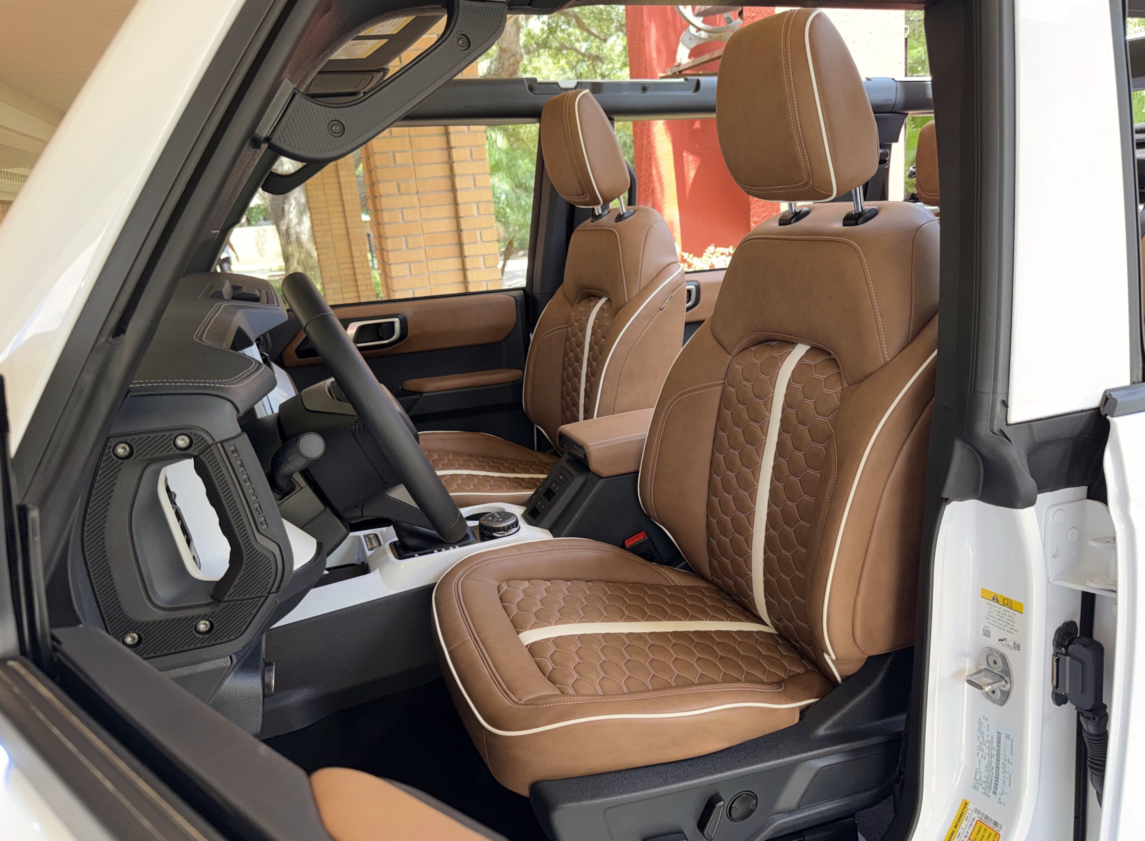 Used 2026 Ford Bronco Outer Banks AWD/4WD image 16
