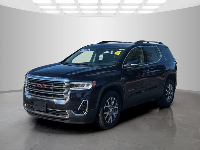 Used 2022 GMC Acadia SLT w/ LPO, Floor Liner Package AWD/4WD image 3