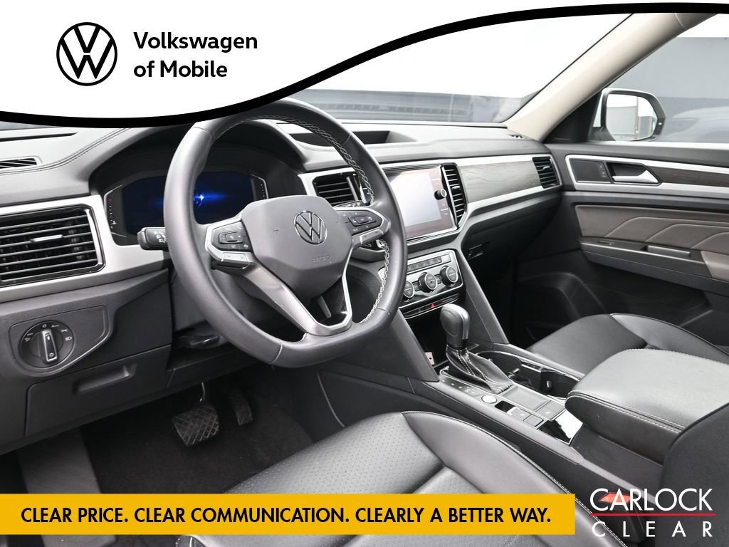 Used 2022 Volkswagen Atlas SE w/ Black Wheel Package image 11