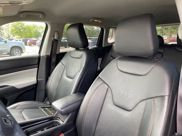 Used 2022 Jeep Compass Limited AWD/4WD image 2