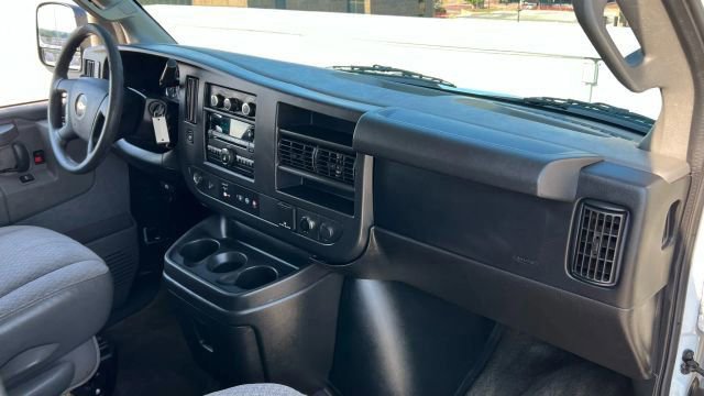 Used 2017 Chevrolet Express 2500 LT w/ LT Preferred Equipment Group image 64