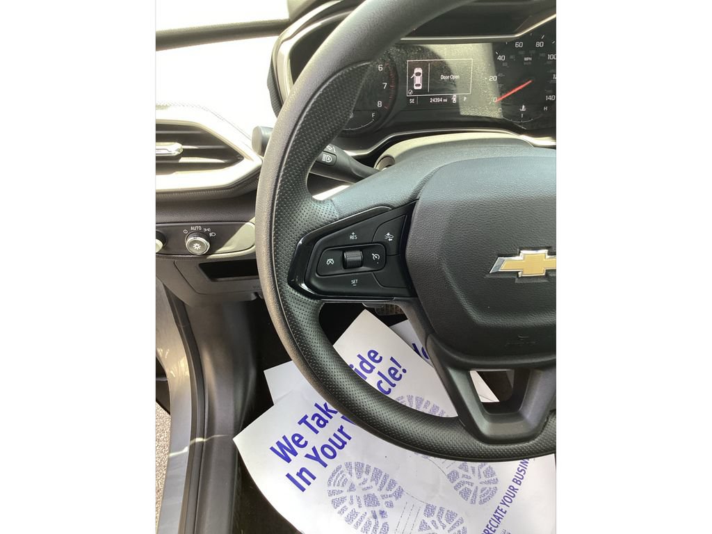 Used 2023 Chevrolet TrailBlazer LS FWD image 29