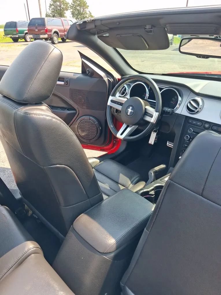 Used 2008 Ford Mustang GT RWD image 37