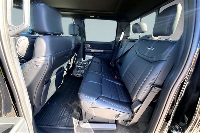 New 2026 Ford F250 Platinum w/ FX4 Off-Road Package image 10