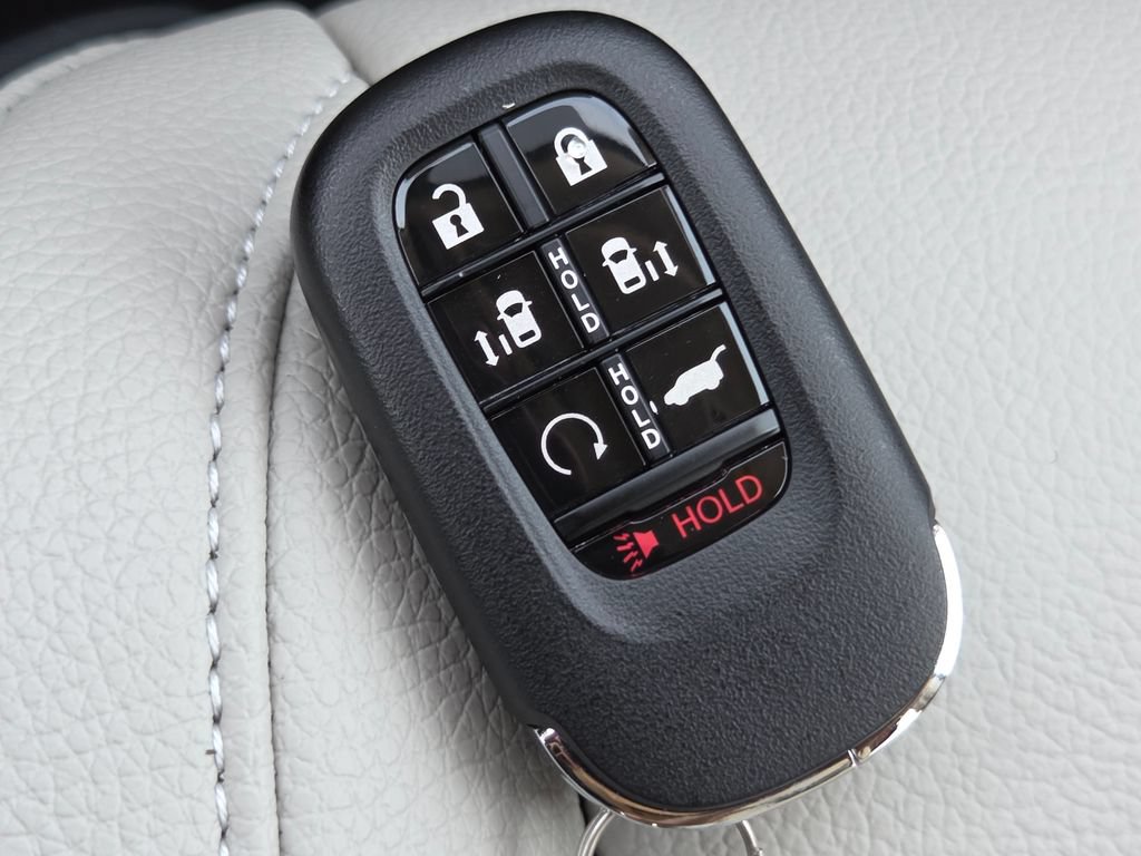New 2026 Honda Odyssey Touring image 44