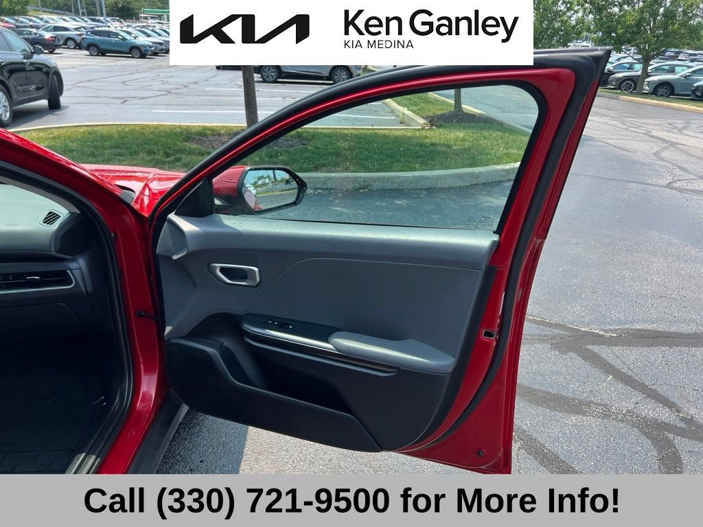 Certified 2025 Kia K4 FWD image 57