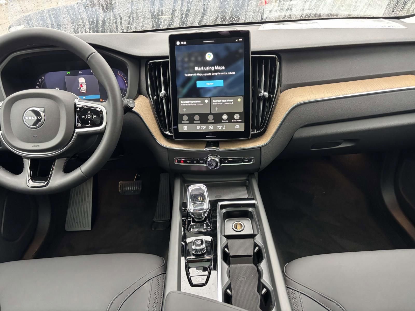 New 2026 Volvo XC60 B5 Plus w/ Protection Package Premier image 26