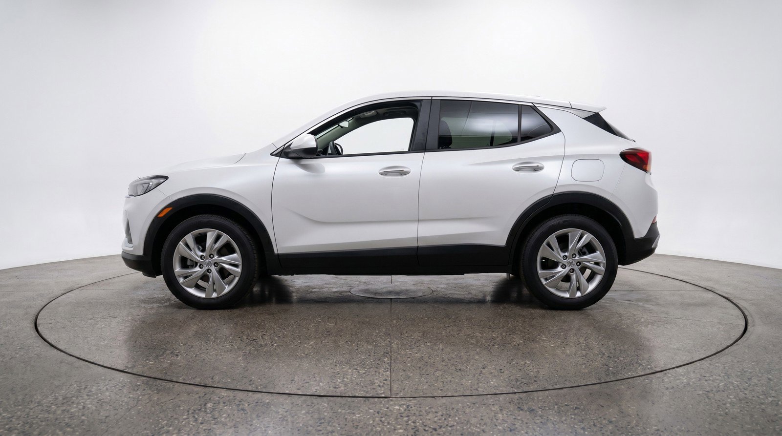 Used 2025 Buick Encore GX Preferred AWD/4WD image 5