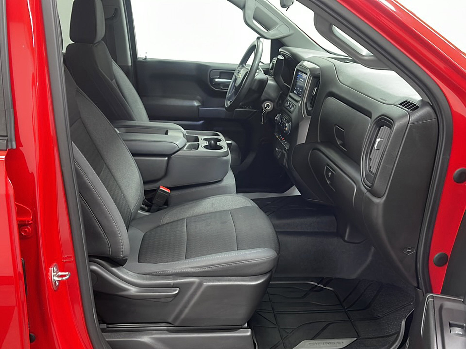 Used 2022 Chevrolet Silverado 1500 Custom w/ LPO, Dark Essentials Package AWD/4WD image 19