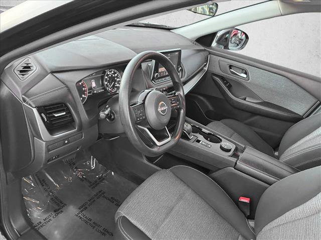 Used 2022 Nissan Rogue SV image 11