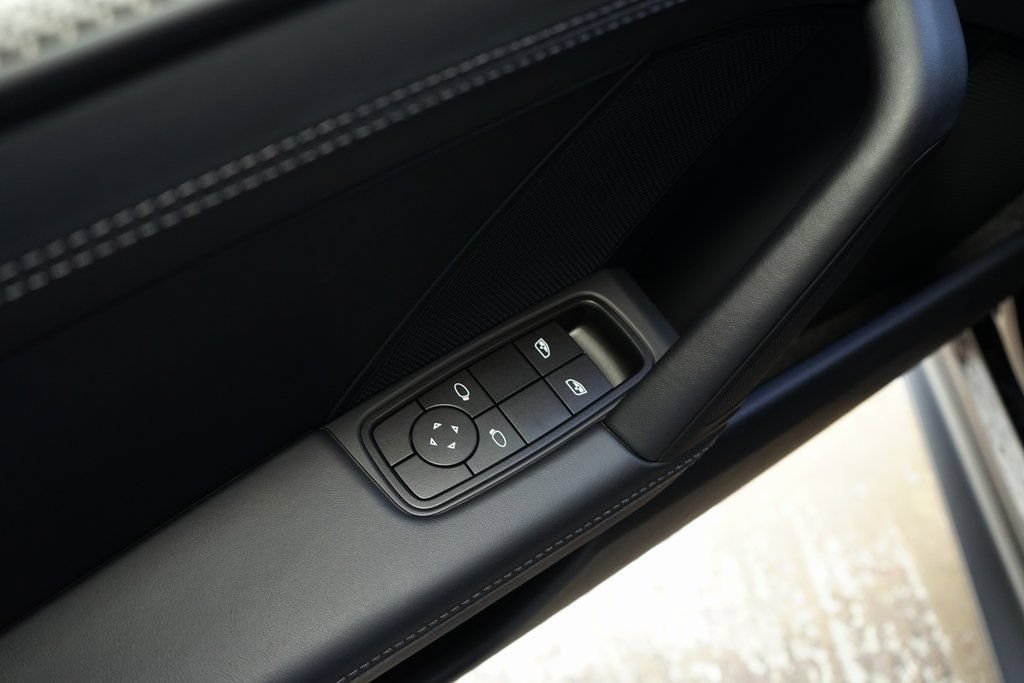 Used 2026 Porsche 911 GT3 RWD image 24