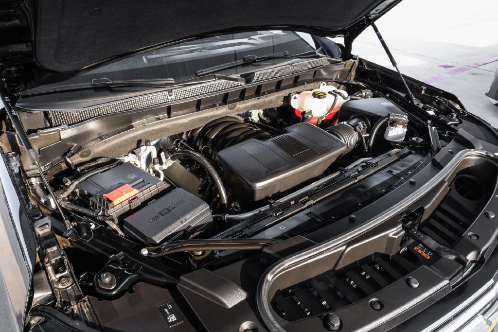 Used 2026 Chevrolet Suburban Premier RWD image 55