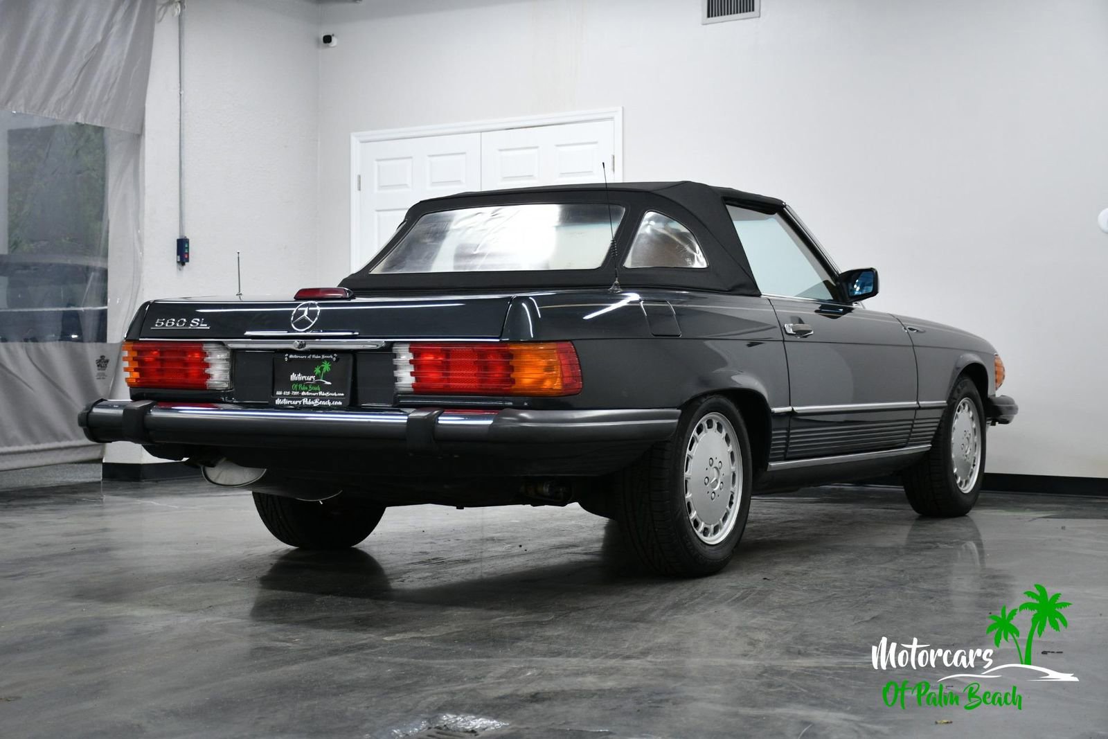 Used 1989 Mercedes-Benz 560 SL image 17