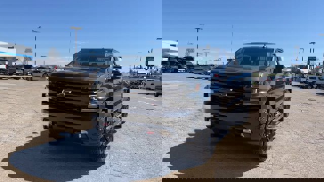 Used 2021 Chevrolet Silverado 1500 LT Trail Boss w/ Bed Protection Package image 4