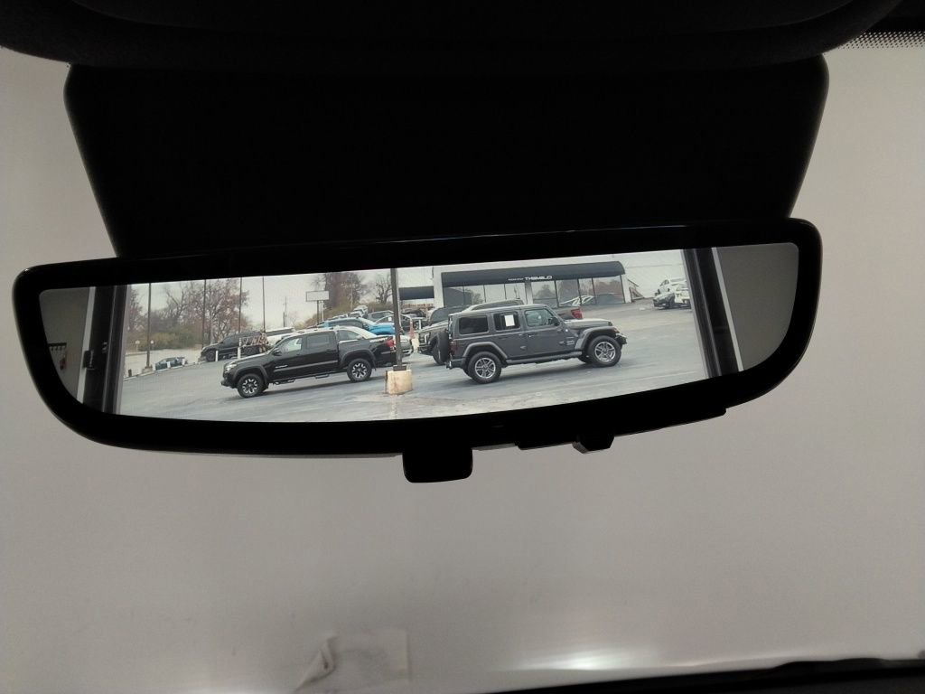 Used 2025 Cadillac CT5 V image 27