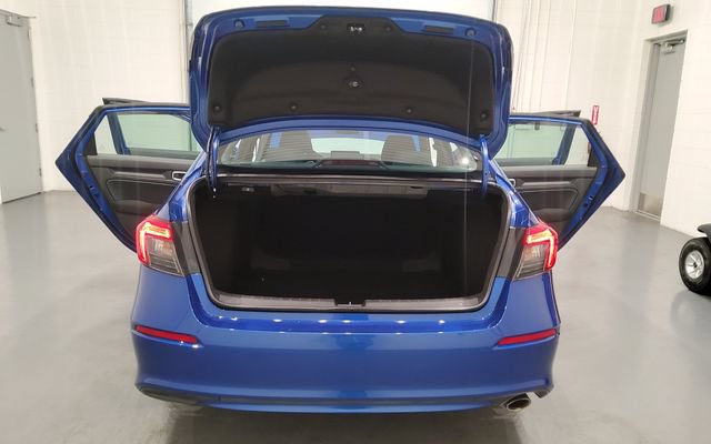 Used 2023 Honda Civic Sport image 11