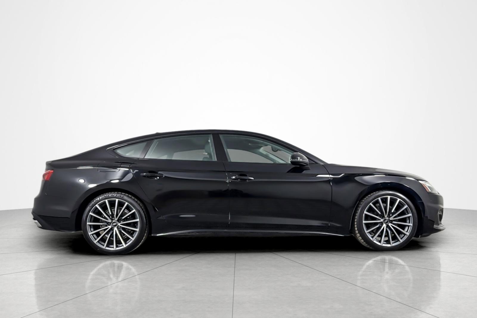 Used 2023 Audi A5 2.0T Premium Plus w/ Premium Plus AWD/4WD image 6