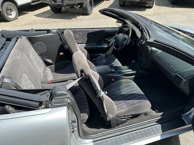 Used 2000 Chevrolet Camaro Z28 image 26