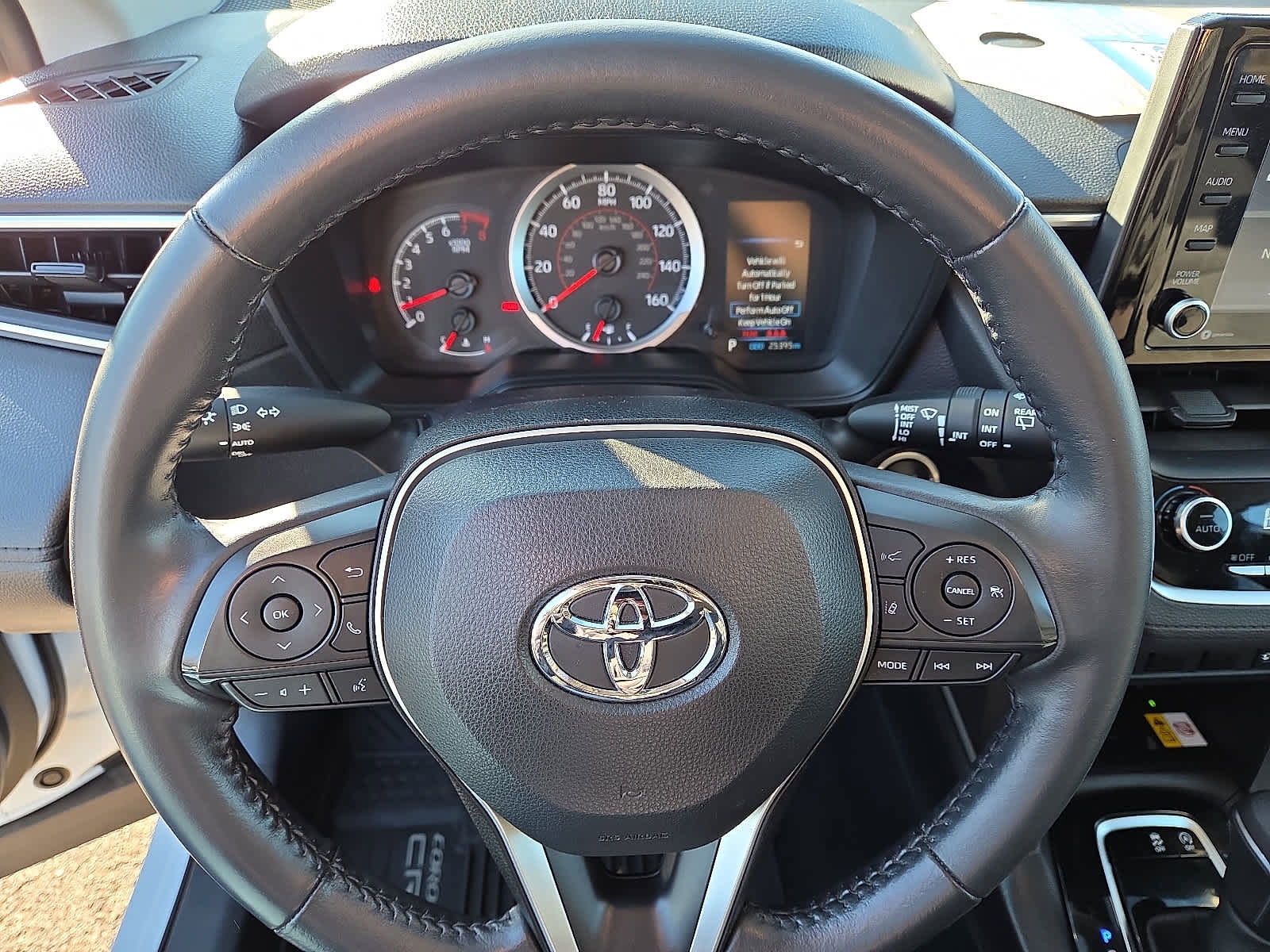 Certified 2022 Toyota Corolla Cross LE image 21