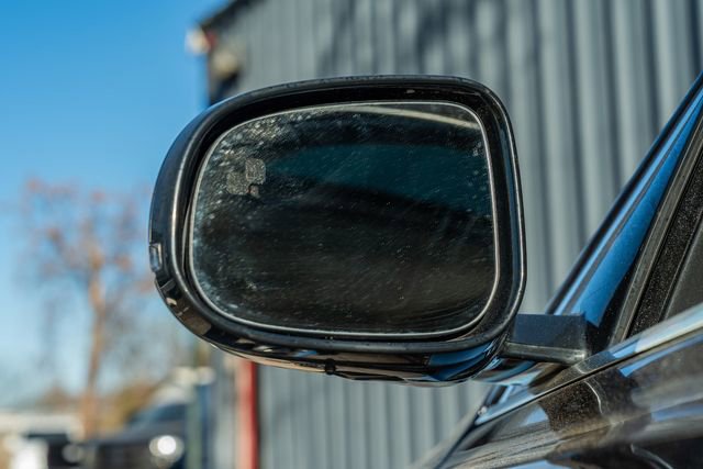 Used 2016 Jaguar XF Premium image 11