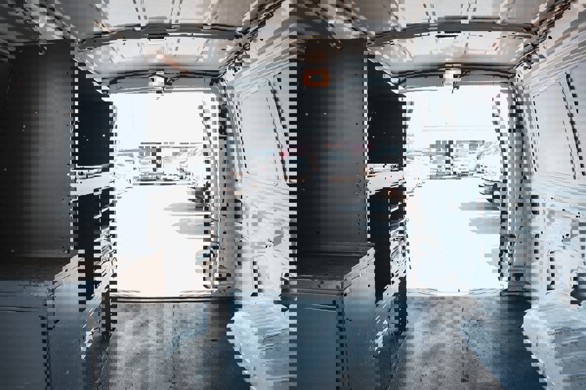 Used 2013 Ford E-150 and Econoline 150 image 11