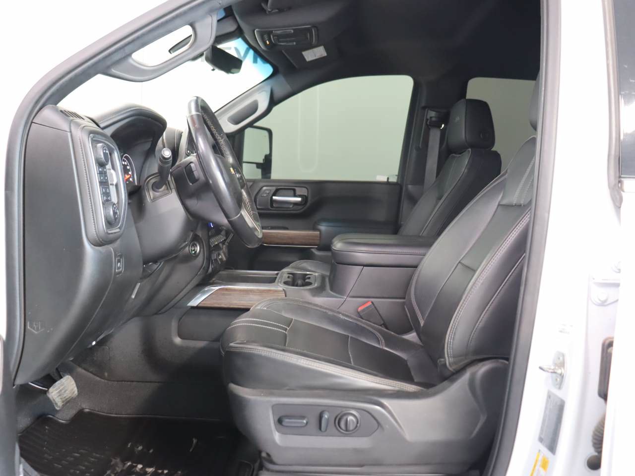 Certified 2023 Chevrolet Silverado 2500 High Country AWD/4WD image 8