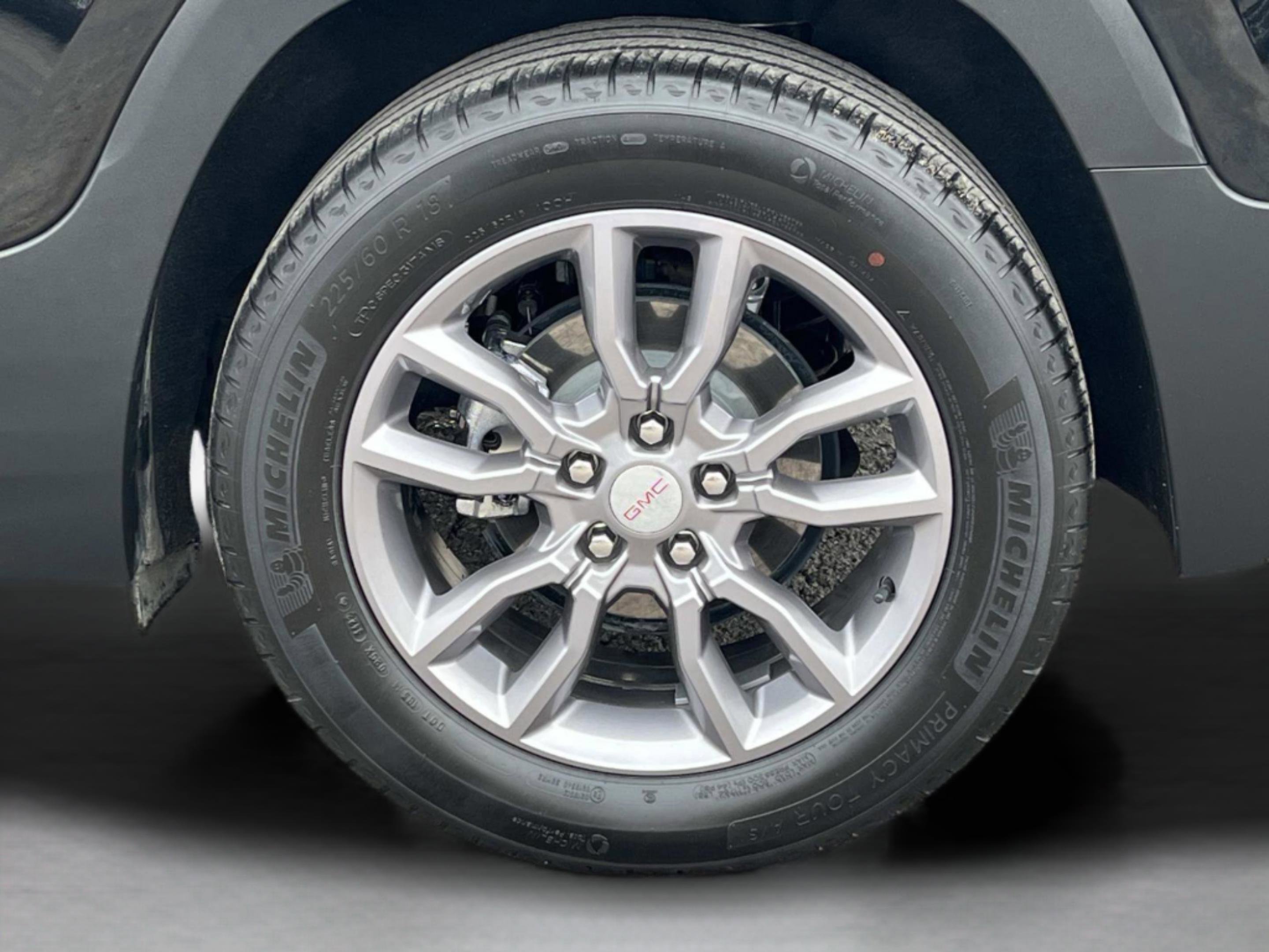 Used 2023 GMC Terrain SLT w/ Infotainment Package II image 11