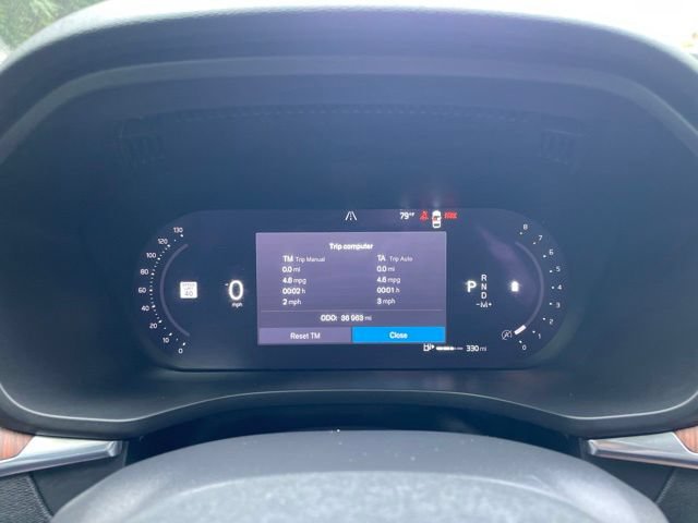 Certified 2024 Volvo XC60 B5 Plus AWD/4WD image 18