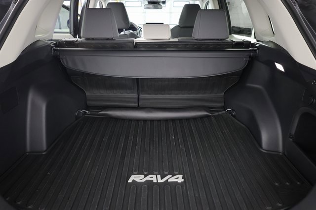 Used 2023 Toyota RAV4 XLE image 24