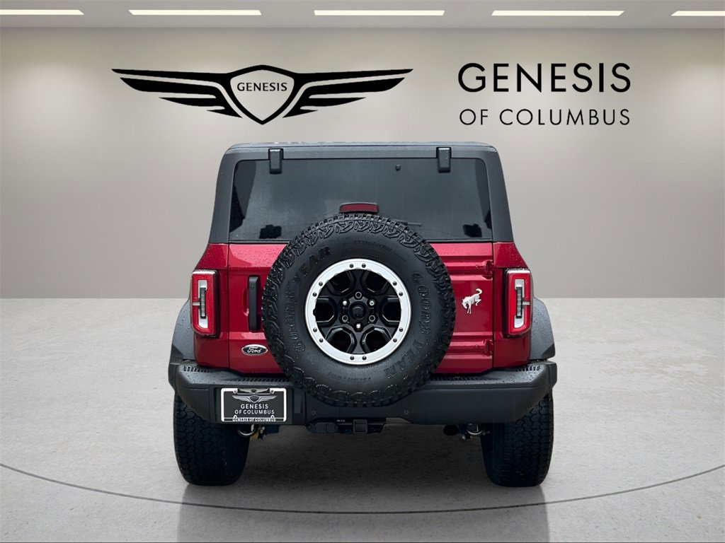 Used 2025 Ford Bronco Badlands image 4