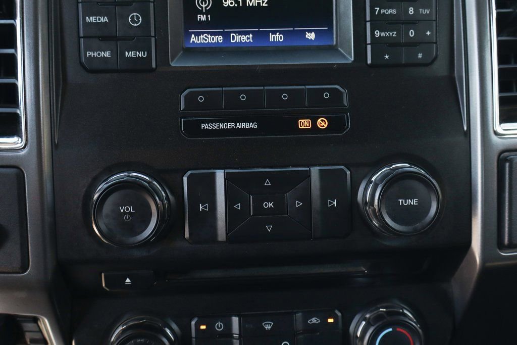 Used 2017 Ford F550 4x4 Crew Cab Super Duty image 36