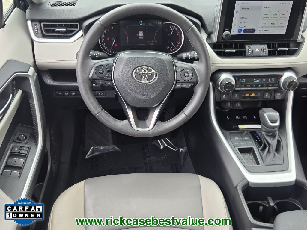 Used 2023 Toyota RAV4 XLE Premium FWD image 13