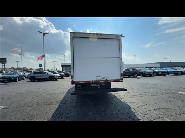 Used 2019 GMC Savana 3500 w/ Power Convenience Package RWD image 8