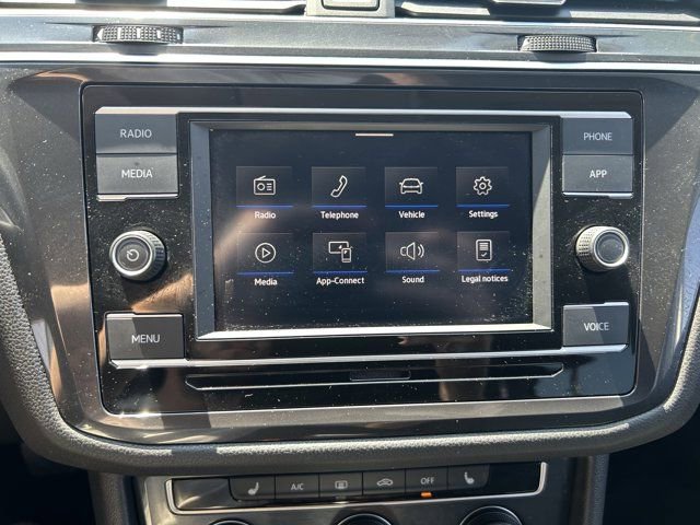 Certified 2022 Volkswagen Tiguan S FWD image 12