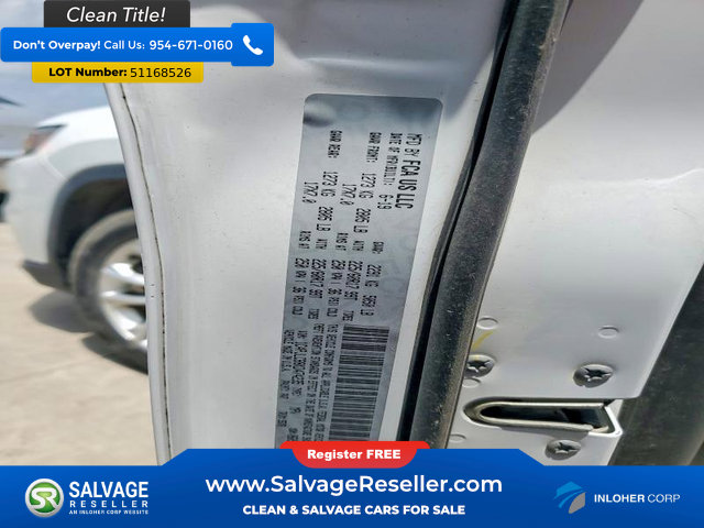 Used 2019 Jeep Cherokee Latitude w/ Popular Appearance Group FWD image 17