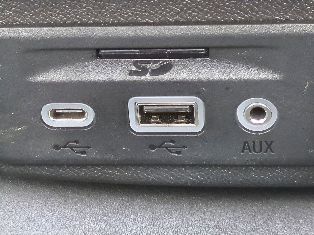 Used 2022 Chevrolet Malibu Premier image 23