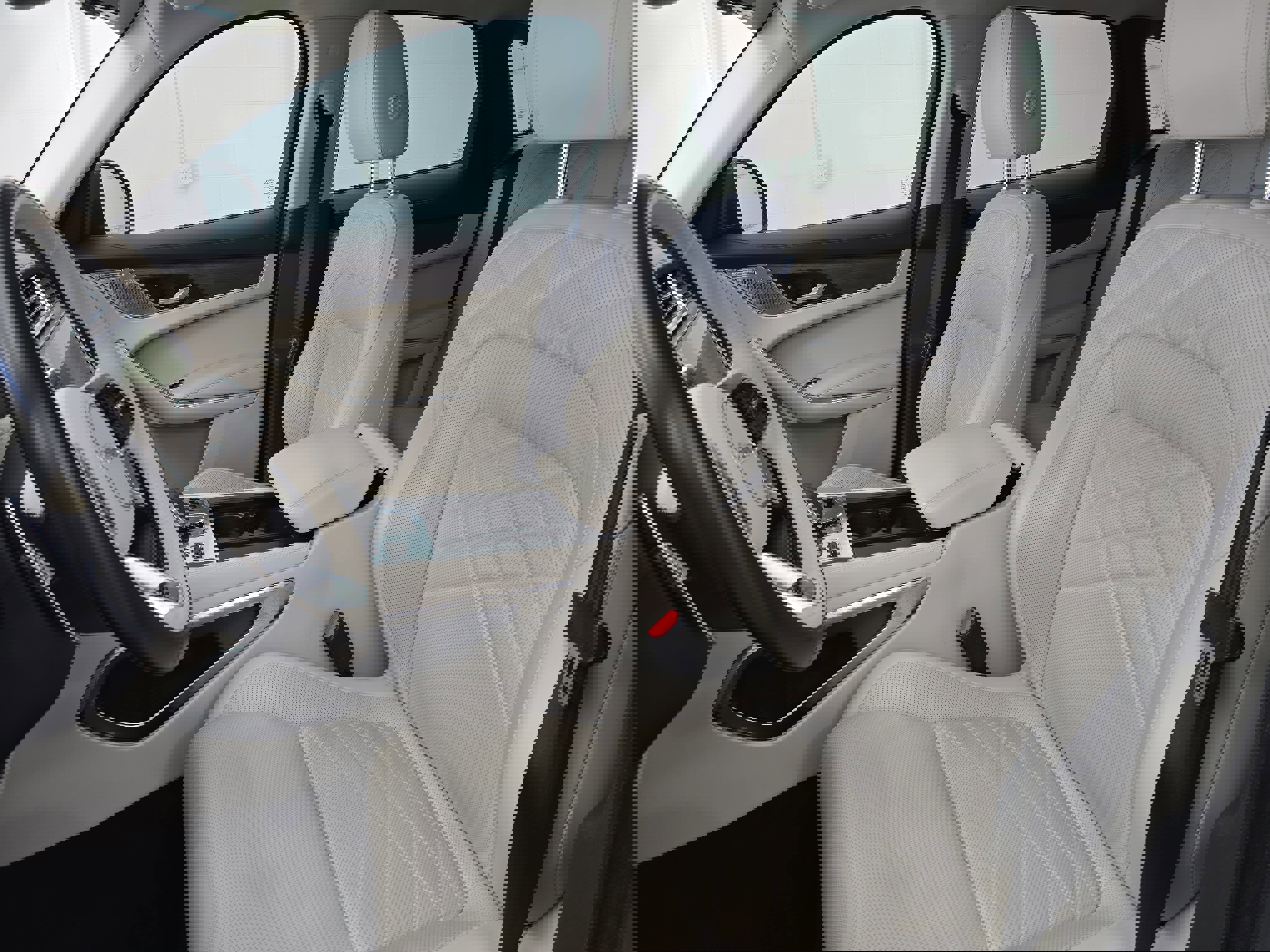 Used 2021 Jaguar F-PACE S image 15