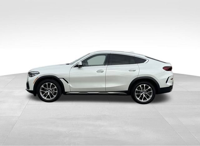 Certified 2022 BMW X6 xDrive40i image 2