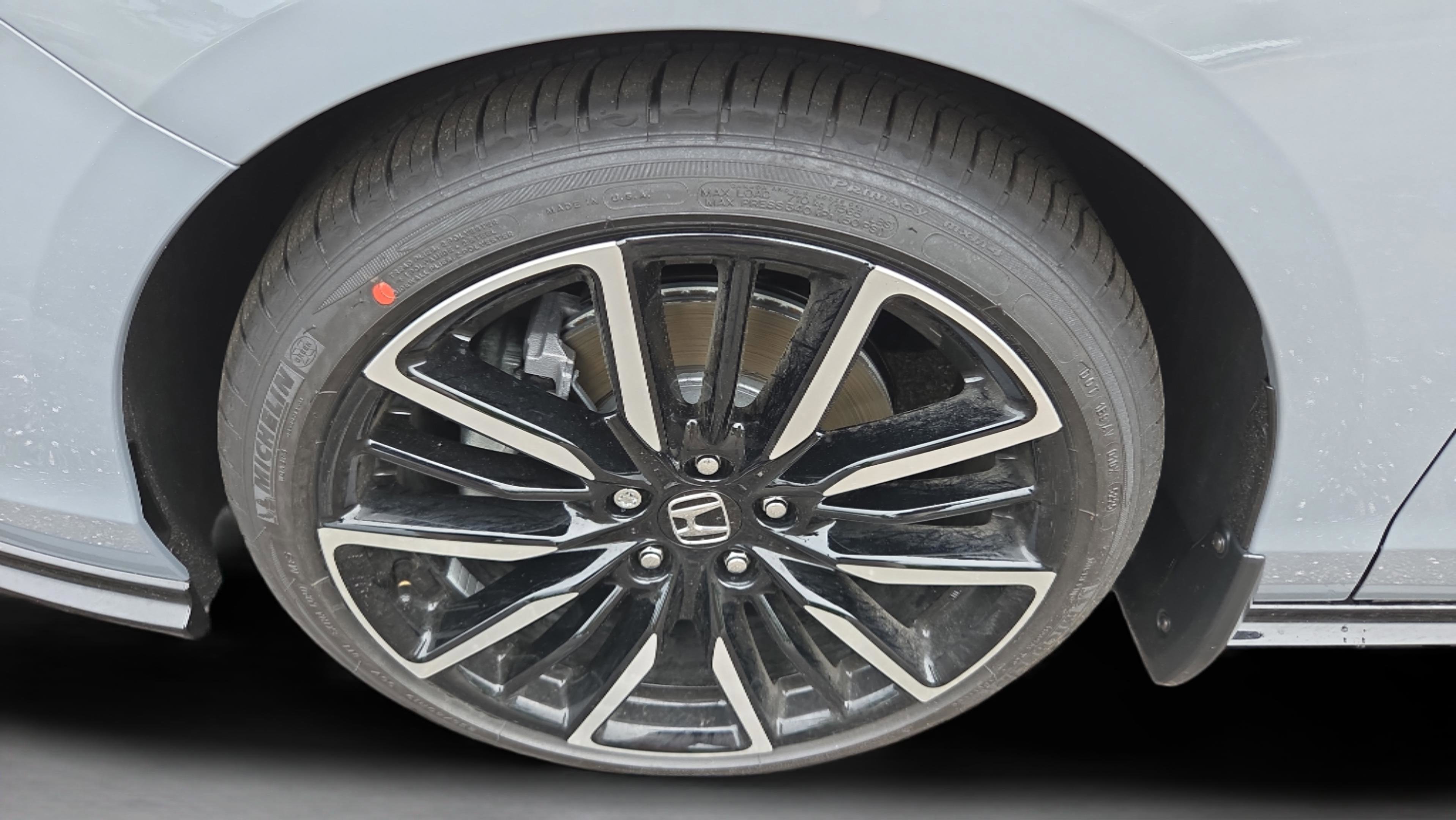 New 2026 Honda Accord Touring image 30