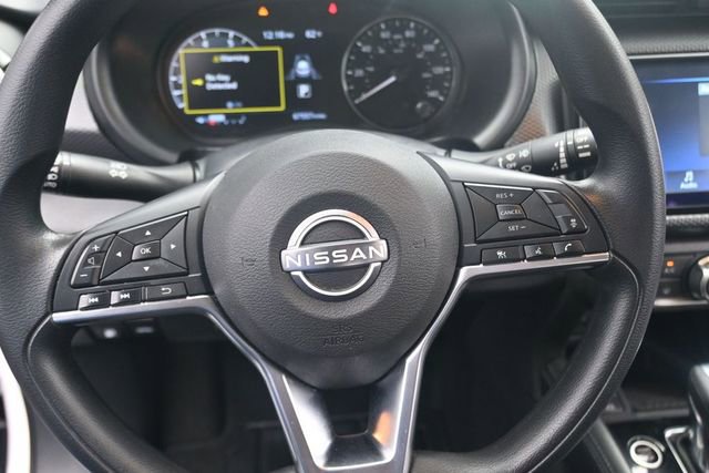 Used 2023 Nissan Kicks SV FWD image 14