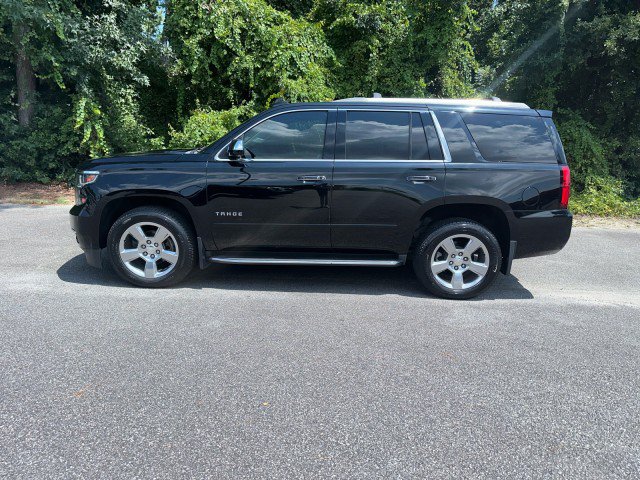 Used 2018 Chevrolet Tahoe Premier RWD image 2