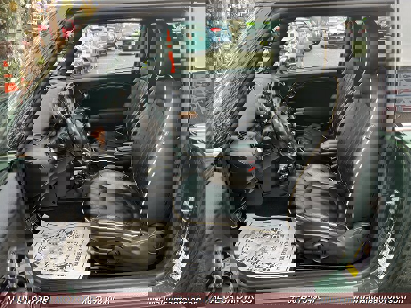 Used 2011 MINI Cooper S image 22