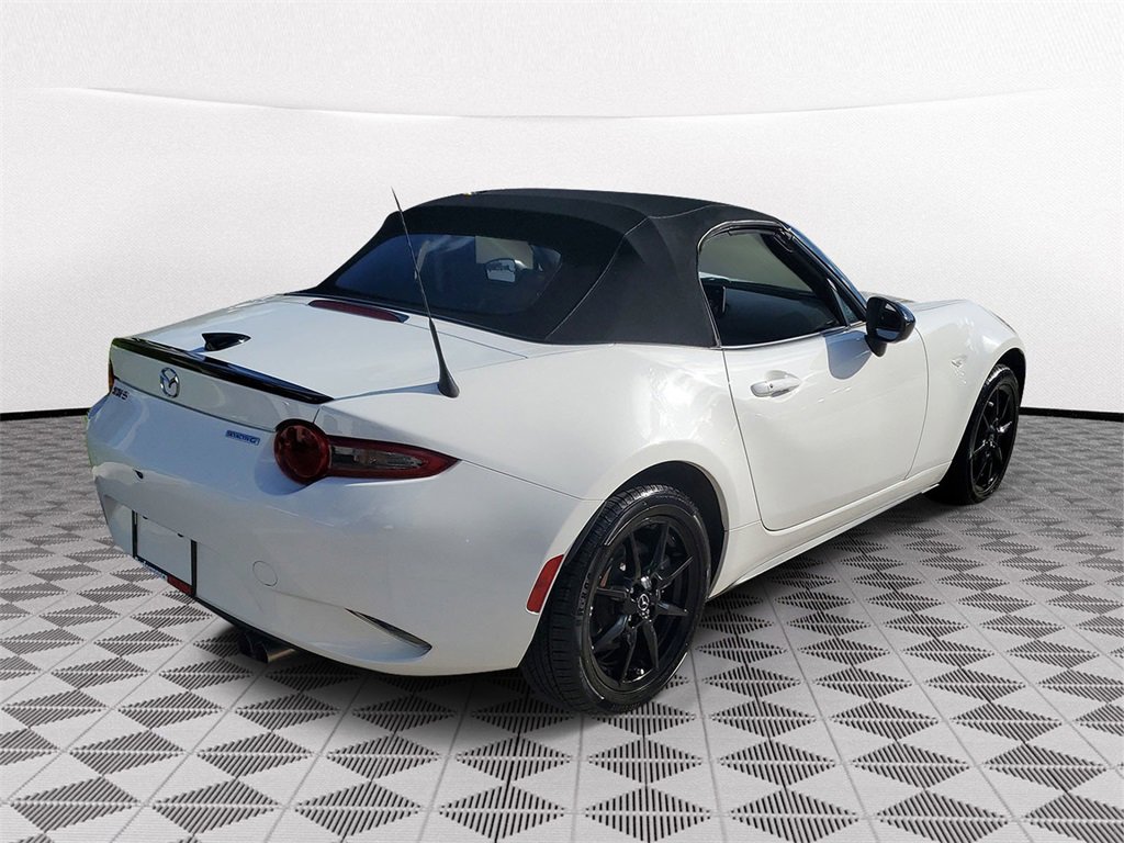 Used 2020 MAZDA MX-5 Miata Sport image 6