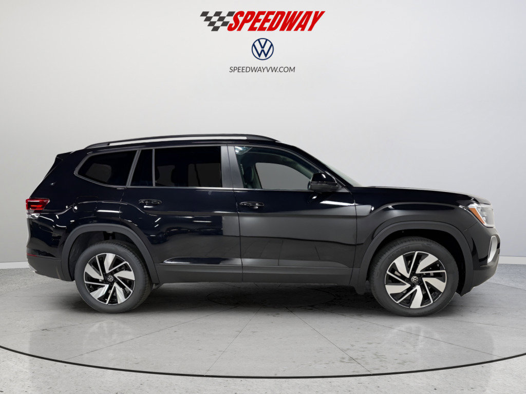 New 2026 Volkswagen Atlas SE image 8