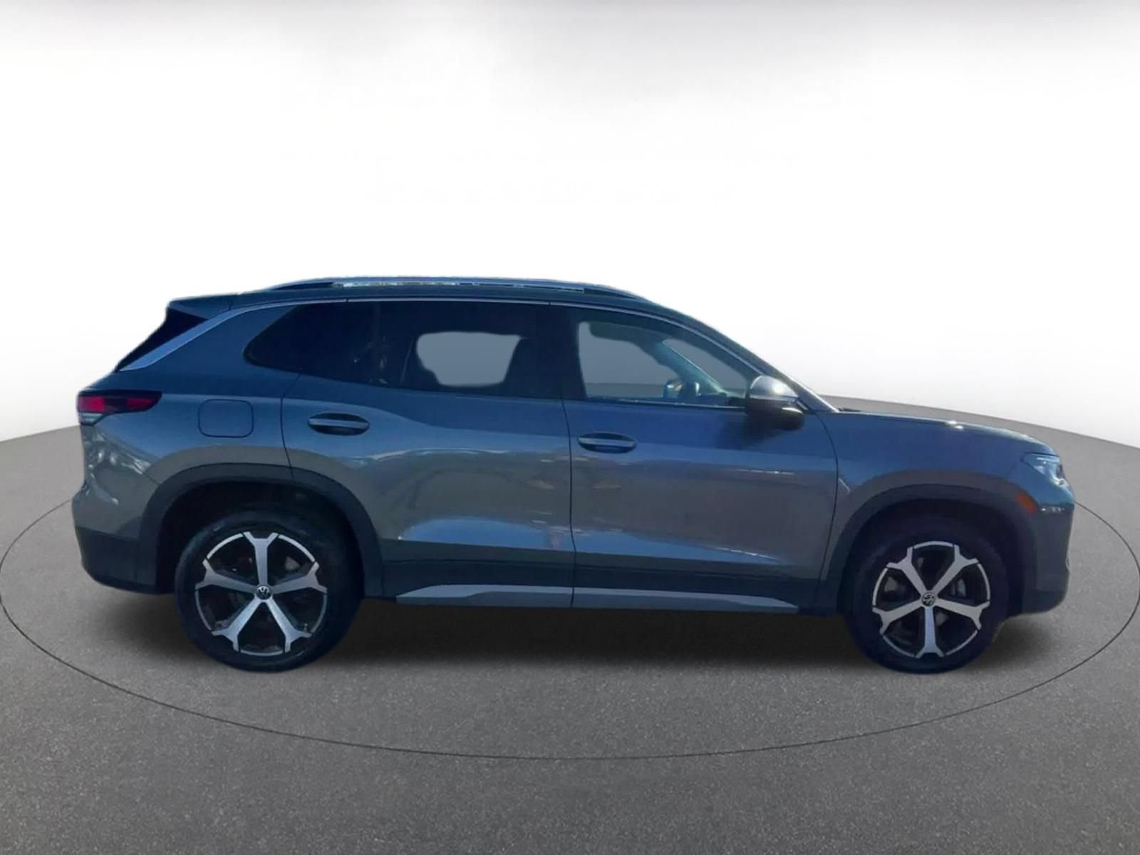 Used 2026 Volkswagen Tiguan SE AWD/4WD image 15