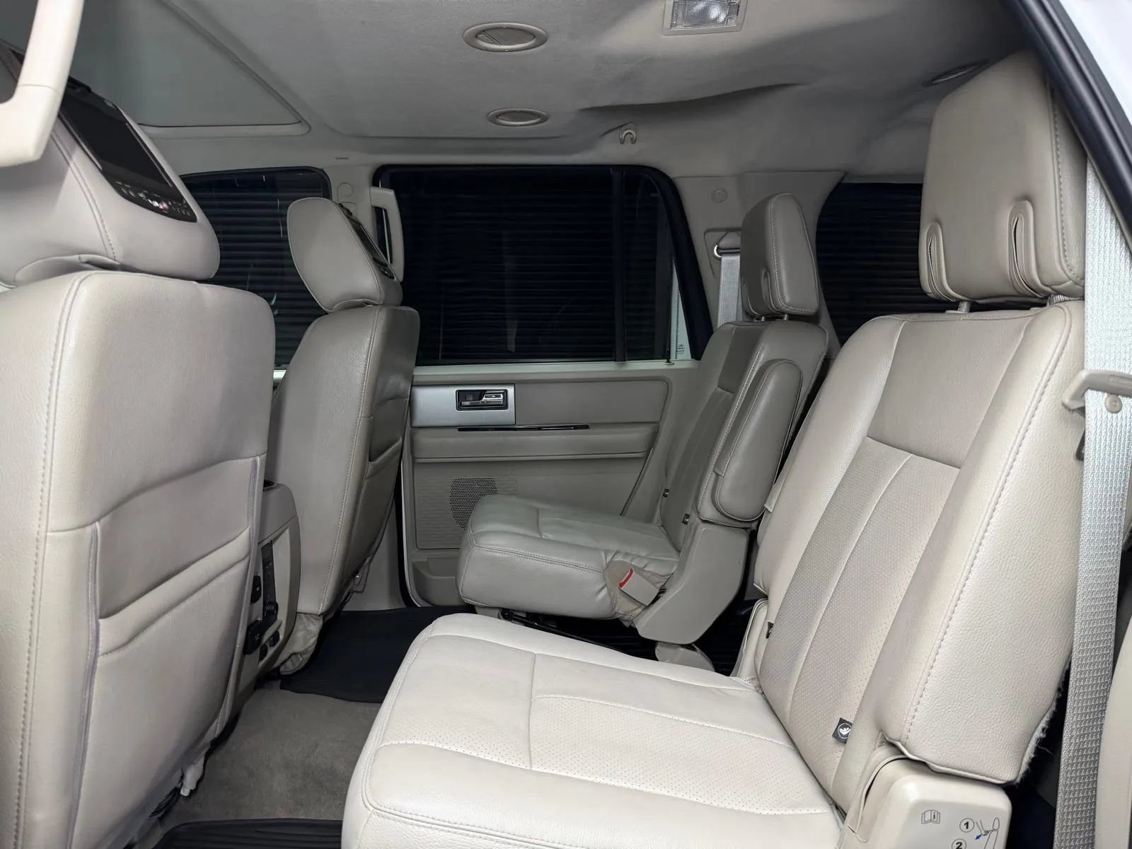 Used 2012 Ford Expedition EL Limited AWD/4WD image 23