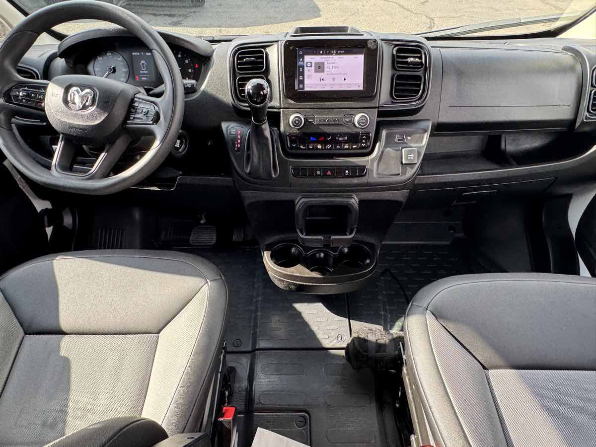 Used 2025 RAM ProMaster 2500 w/ Convenience Group FWD image 21